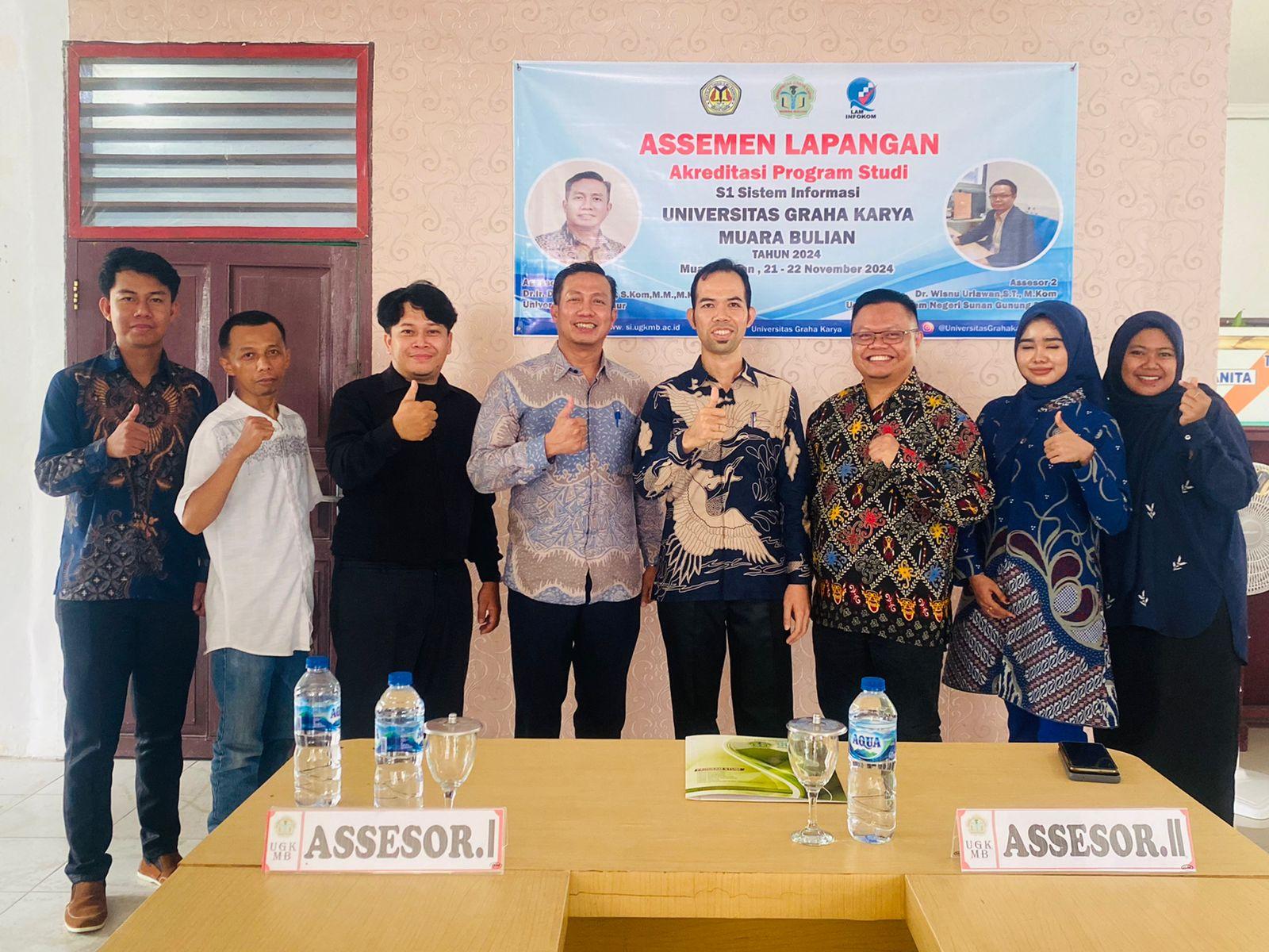 UNIVERSITAS GRAHA KARYA